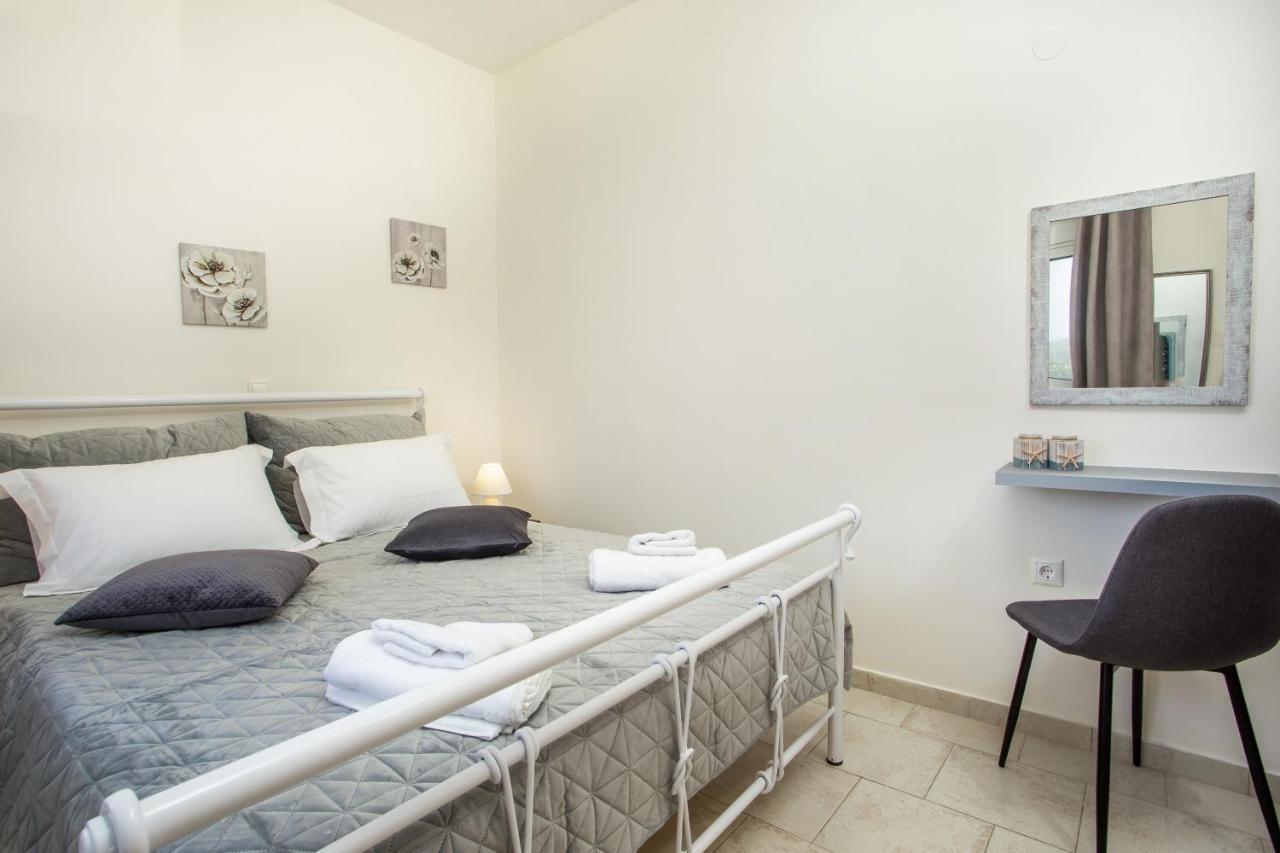 Economisa Apartments Ялисос Екстериор снимка