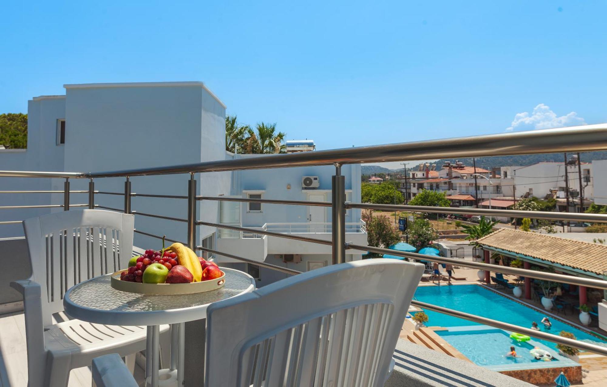 Economisa Apartments Ялисос Екстериор снимка