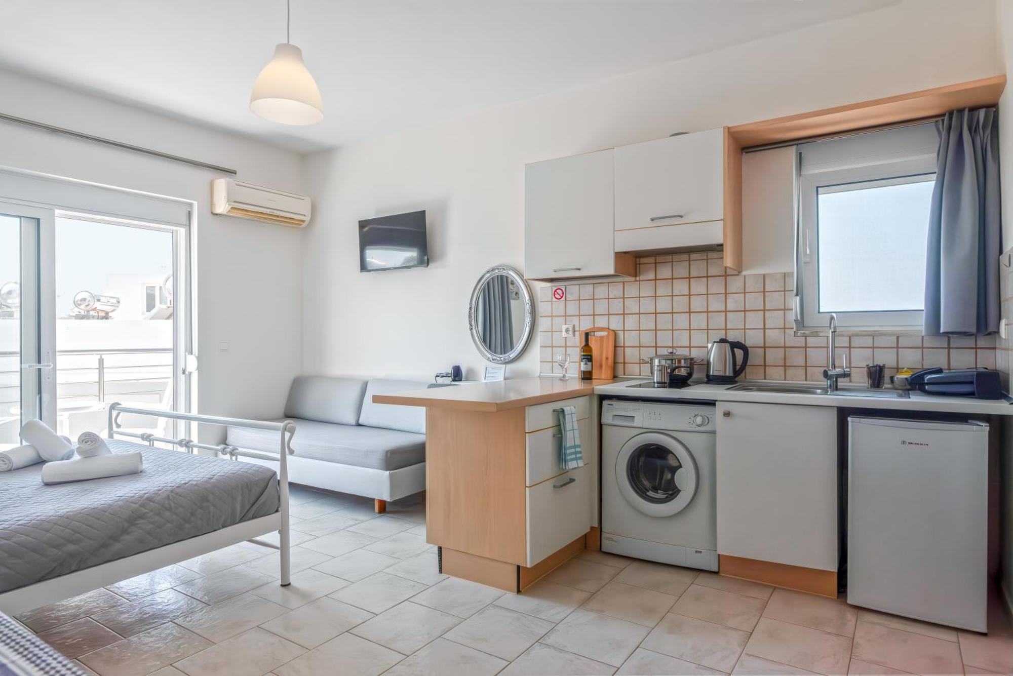 Economisa Apartments Ялисос Екстериор снимка