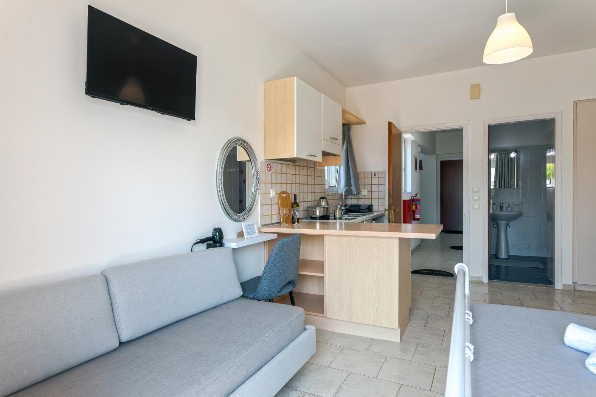 Economisa Apartments Ялисос Екстериор снимка